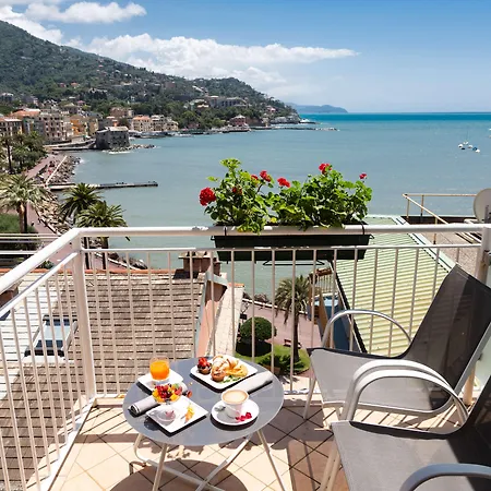 Western Tigullio Royal Отель