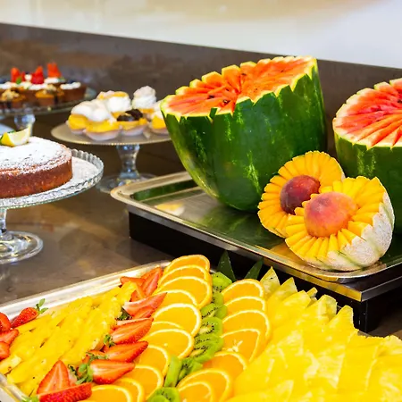 Отель Western Tigullio Royal 4*