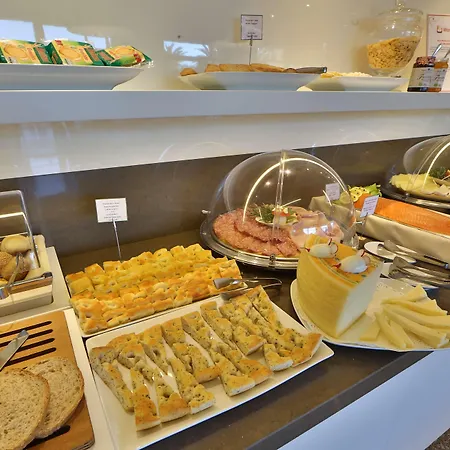 Western Tigullio Royal 4*