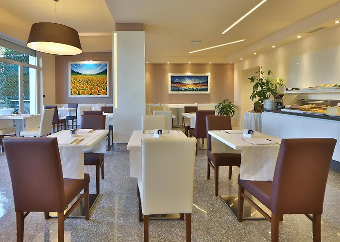 Western Tigullio Royal Hotell