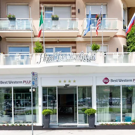 Western Tigullio Royal מלון 4*