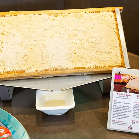 Western Tigullio Royal Szálloda 4*