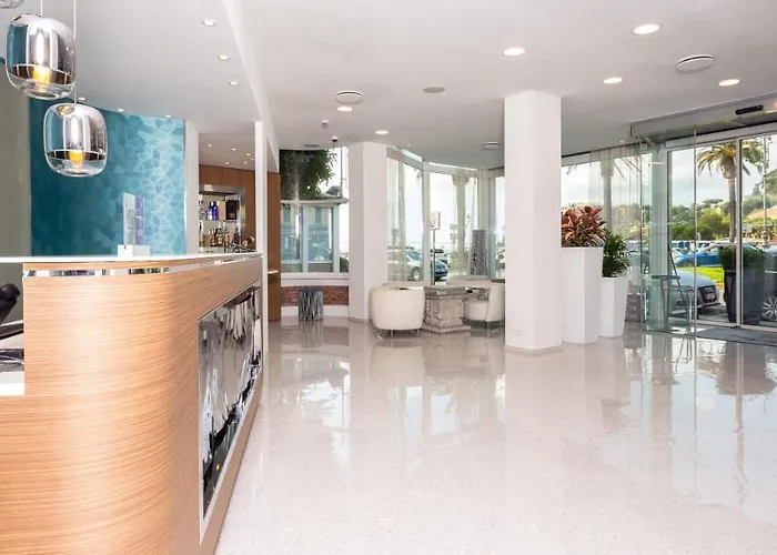 Hotel Western Tigullio Royal 4*